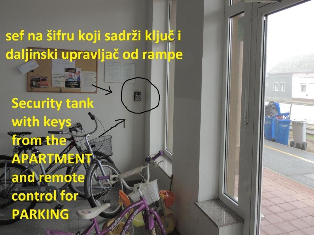 Factory - Self Check In Apartment Osijek Bagian luar foto